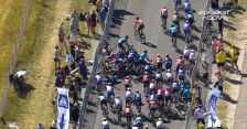 Niebezpieczna kraksa w końcówce 2. etapu Tour de France