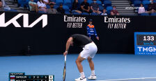 Molcan musiał walczyć ze skurczami w końcówce meczu 1. rundy Australian Open