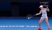 Barty obroniła się przed przełamaniem w 5. gemie 1. seta finału Australian Open