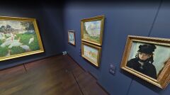 Musée d’Orsay. Po prawej obraz &quot;Bertha Morisot z bukietem fiołków&quot; Edouarda Maneta