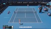 Skrót meczu Kontaveit - Tauson w 2. rundzie Australian Open