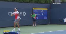 Majchrzak przegrał 1. seta meczu z Tabilo w 1. rundzie US Open
