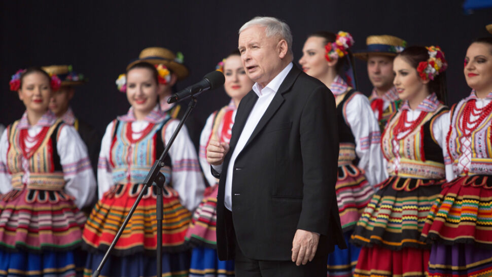 "Nie popadajmy w pychę". Kaczyński wzywa do "pełnej mobilizacji"