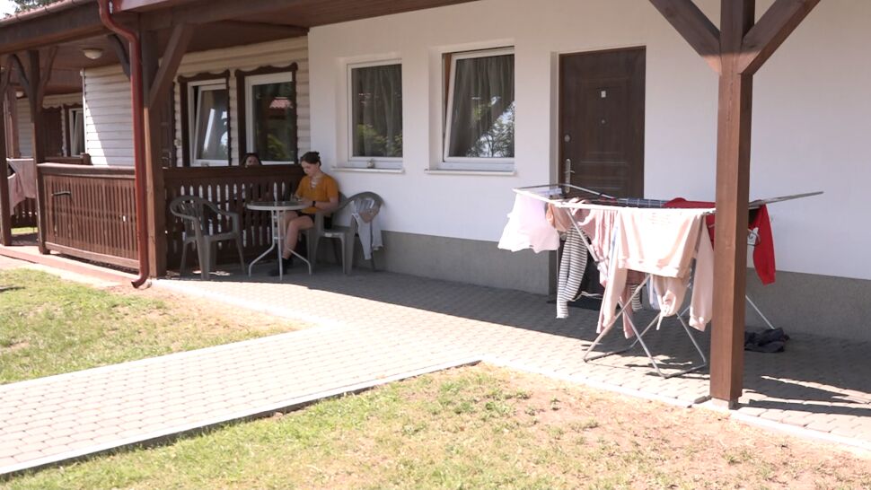 Rusza sezon wakacyjny. Co z uchodźcami z Ukrainy, którzy przebywają w ośrodkach turystycznych?