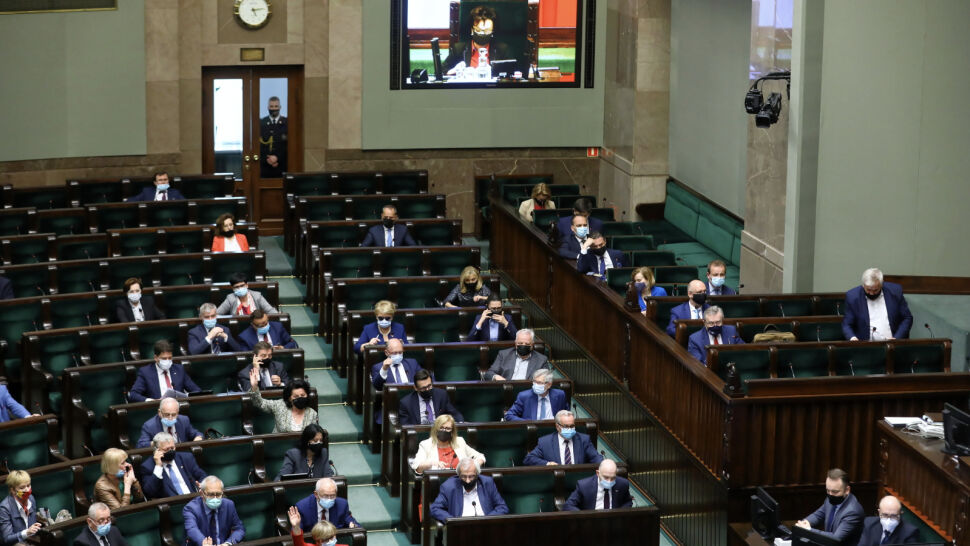 PiS przegrało głosowanie w Sejmie. Porozumienie zagłosowało z opozycją