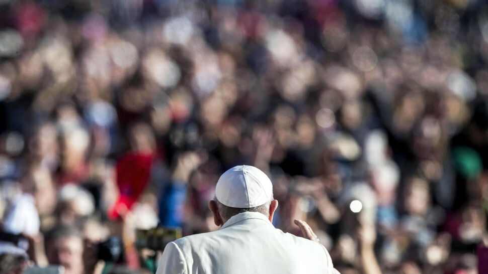 Papież wzywa: wznoście w górę serca, a nie telefony
