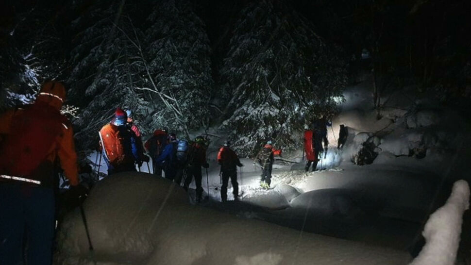 "Ciała były około pół metra pod śniegiem". Tragedia skialpinistów w Tatrach