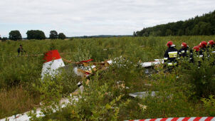   Glider crash. Driver and passenger in serious condition 